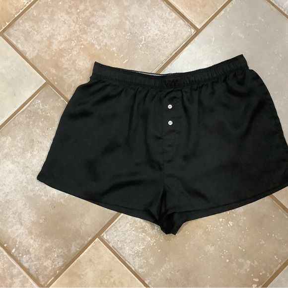 PINK Victoria's Secret Blinged Black Lounge Shorts. NWT. Sz. S - Picture 3 of 5